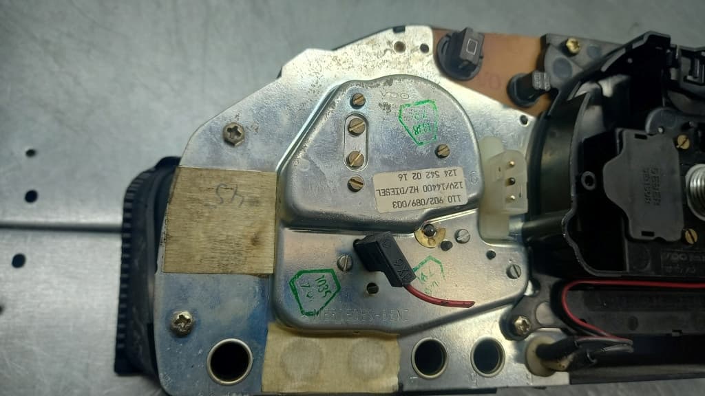 Mercedes-Benz E-Klasse W124 A1245420216 Screen Kombiinstrument Tacho - Thumbnail 5