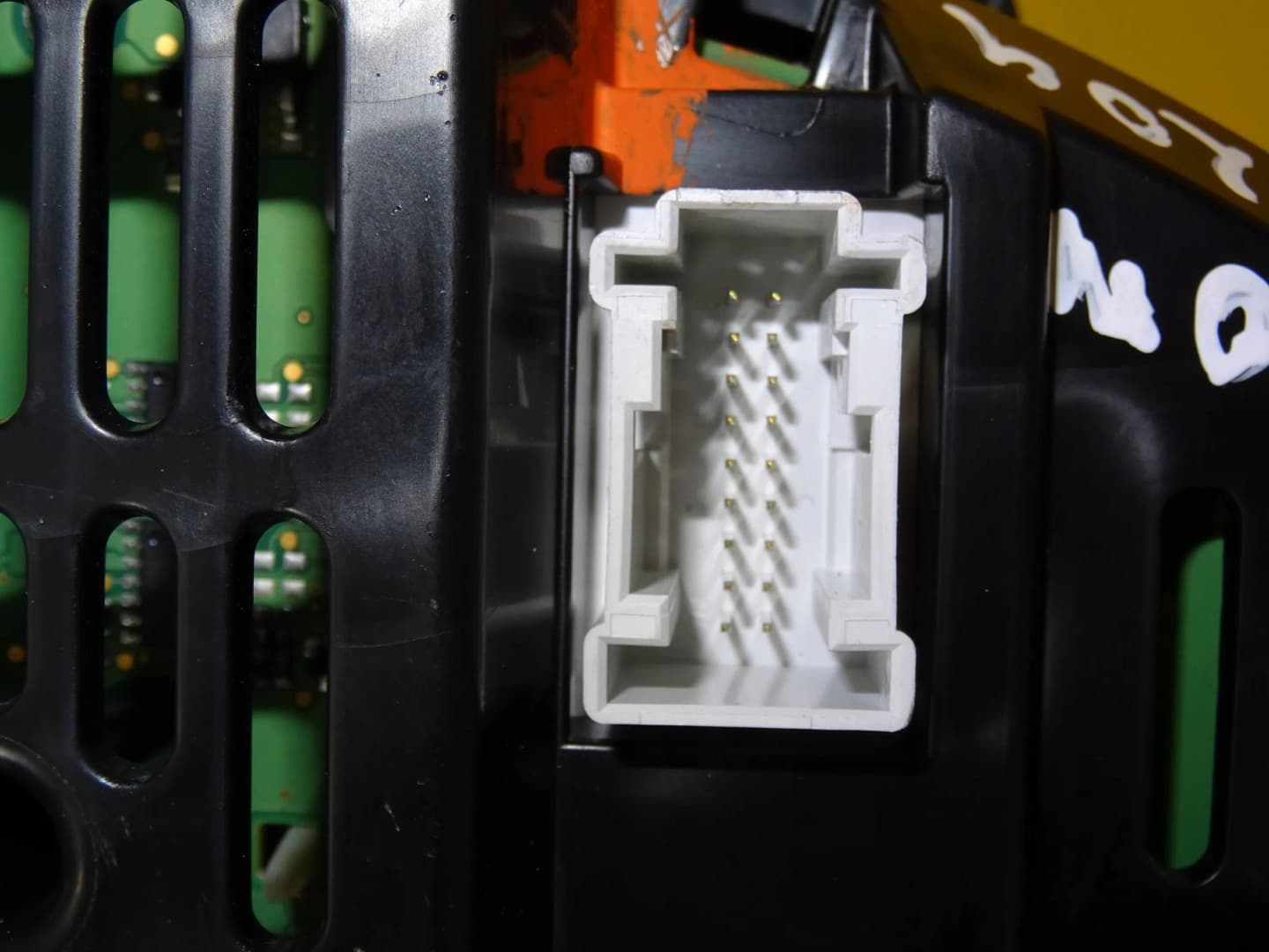 Mercedes-Benz C-Klasse W204 A2049004108 Screen Kombiinstrument Tacho - Thumbnail 6